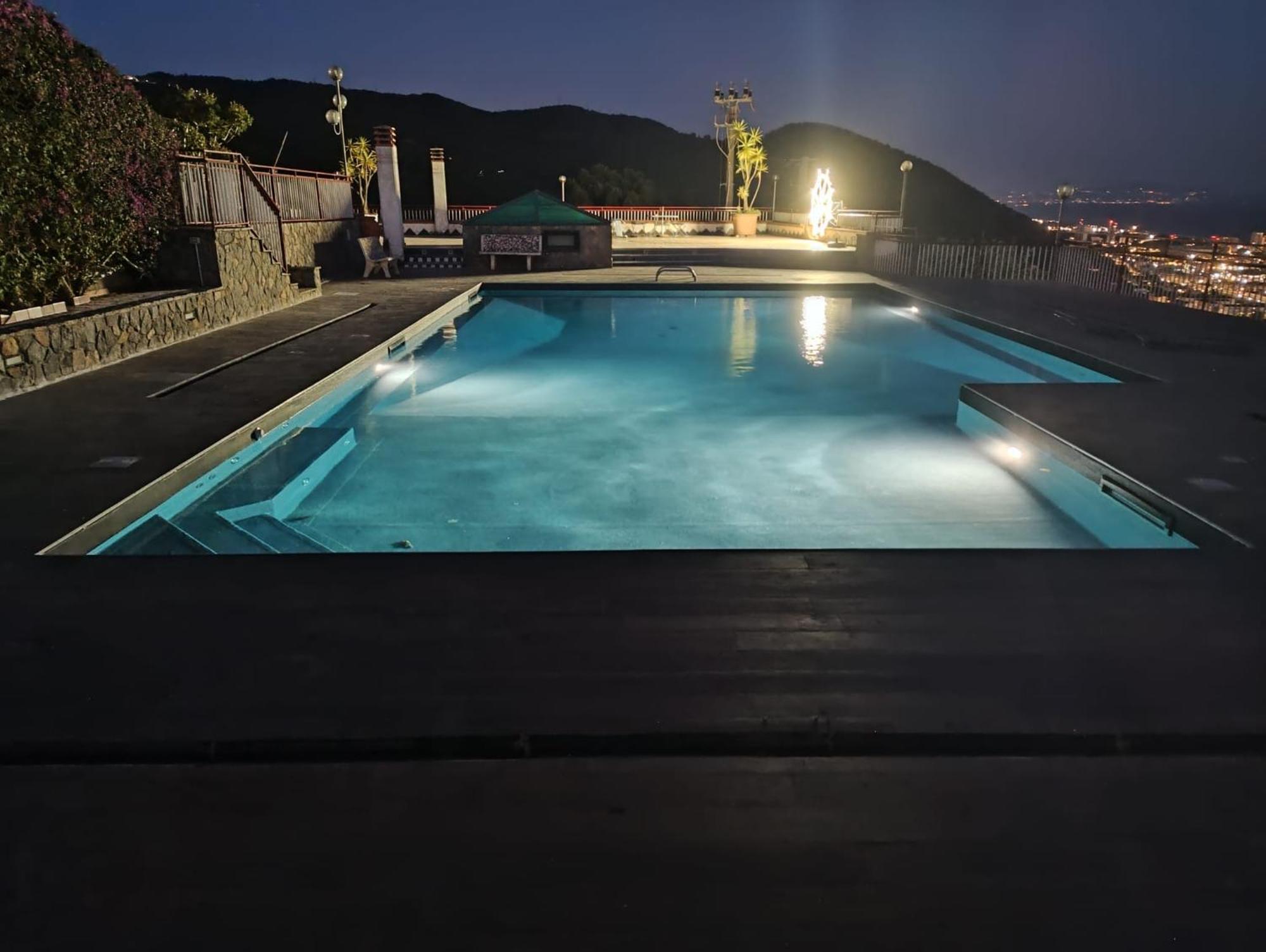 Casa Vacanze Villa Pellegrino Salerno Buitenkant foto